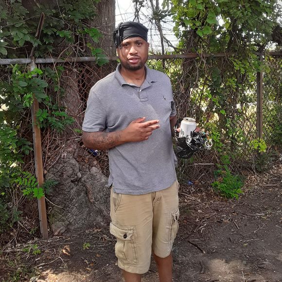 Meet your Posher, Jonathan - Picture 1 of 1